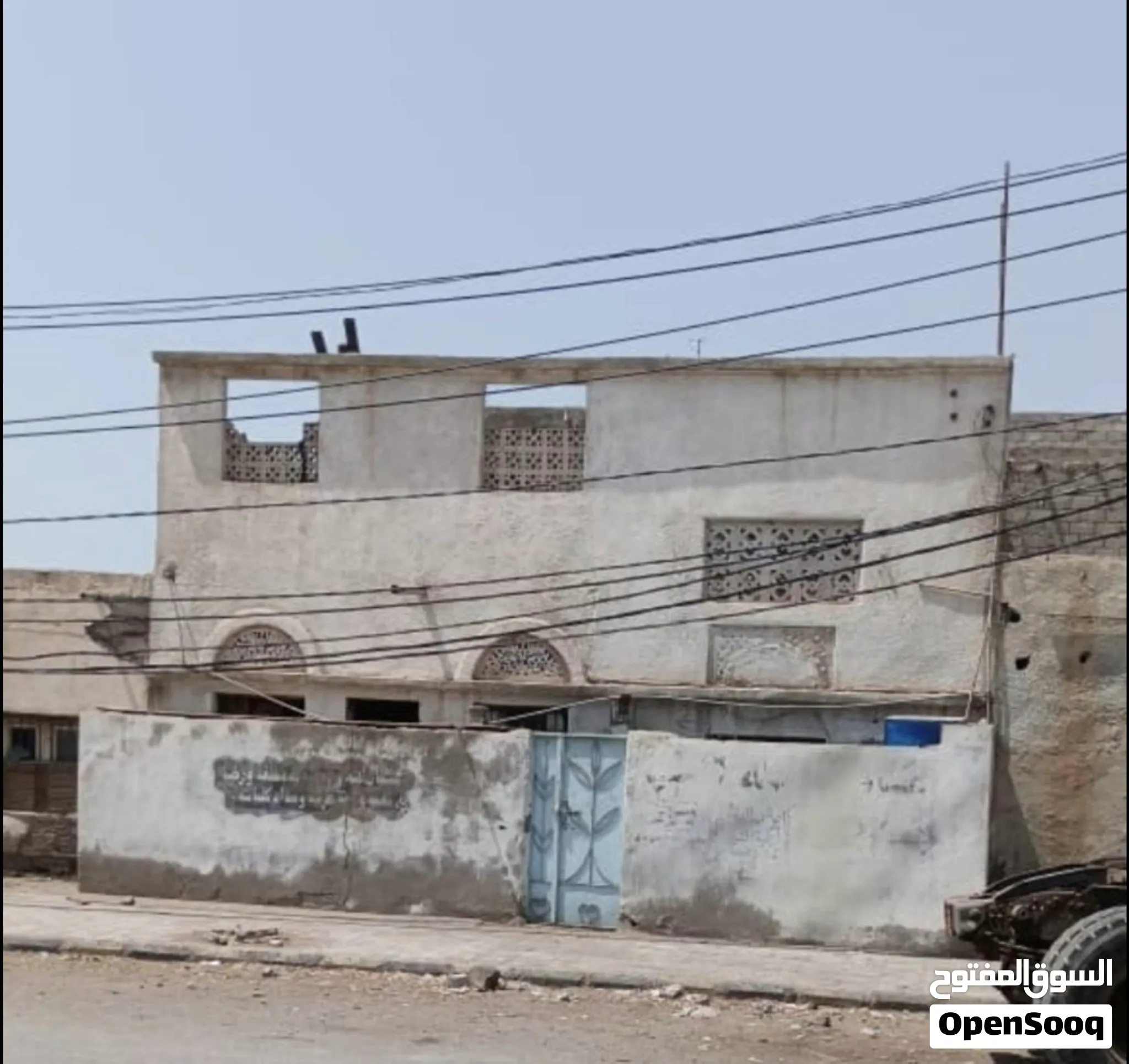 بيت شعبي للبيع في محافظة الحديدة بجوار المقوت الجديد