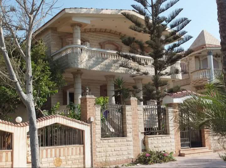 فيلا مطل اول على البحر فى دمياط الجديده