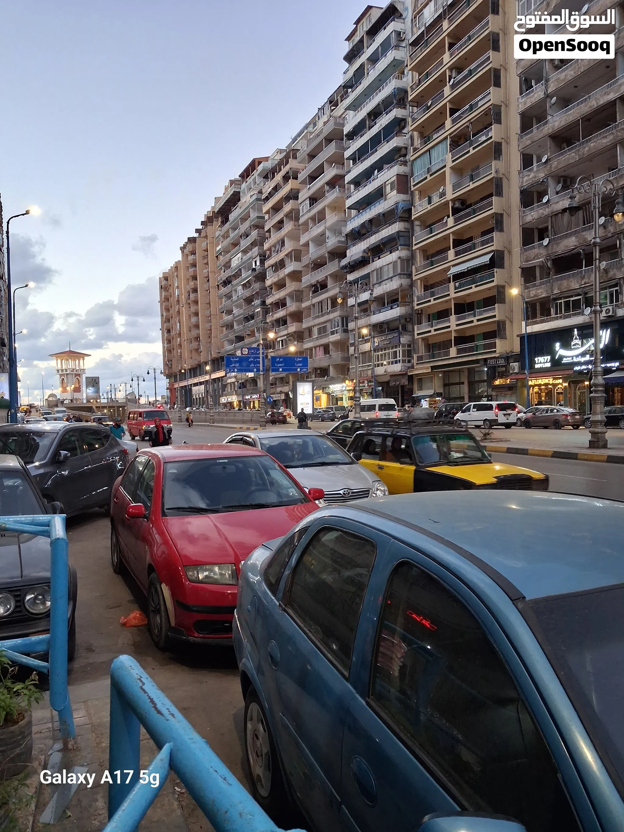 سكن او استثمار ممتاز تري البحر شارع 45 عمومي