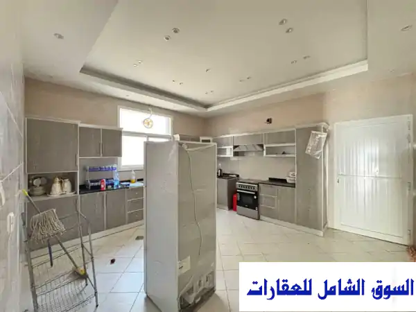 فيلا الأحلام للإيجار في الزاهية عجمان: 5 غرف ماستر فاخرة، مكيفة بالكامل وقريبة من جميع الخدمات | منزلك المثالي بانتظارك!