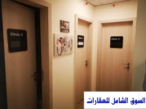 عيادة للإيجار بالتجمع الخامس (تايم شير): مفروشة ومجهزة بالكامل بمول UMC الطبي - فرصتك لعيادة احترافية!