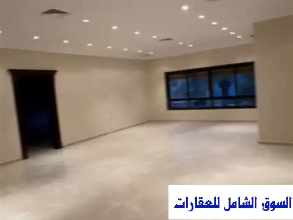 للإيجار فيلا في سلوى 500 متر حولي