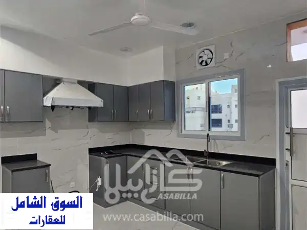 شقة ديلوكس فاخرة للبيع في الحد الجديدة: 4 غرف نوم، مكيفات، وموقع استراتيجي بالبحرين!