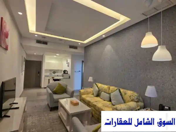 للإيجار الآن: شقة فخمة مطلة على البحر مباشرة...