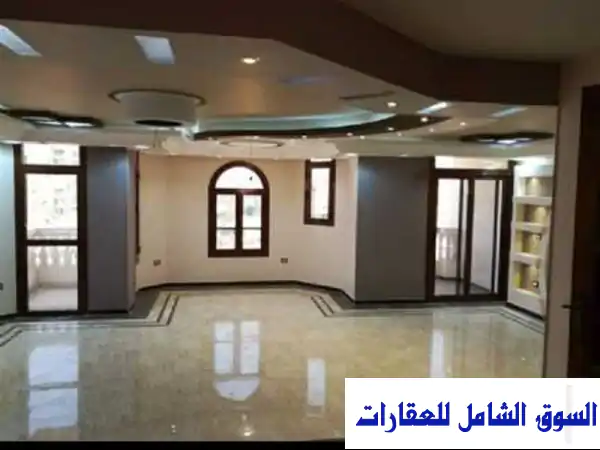 شقة دوبلكس فاخرة للإيجار 390م بمصر الجديدة | قرب مترو هليوبوليس | 3 غرف | تشطيب سوبر لوكس