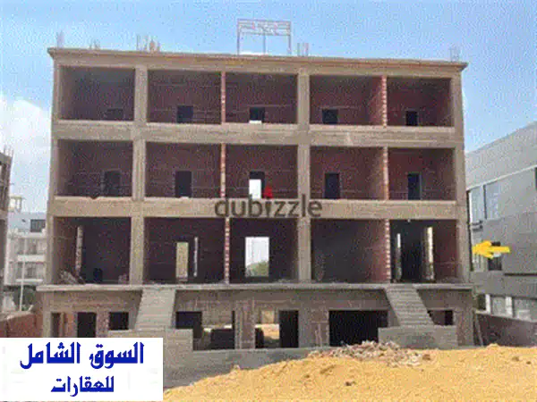 فرصة استثمارية ذهبية: محل تجاري مؤجر 135 ألف شهرياً + نسبة مبيعات في التجمع الخامس | Sway Mall | استلام فوري