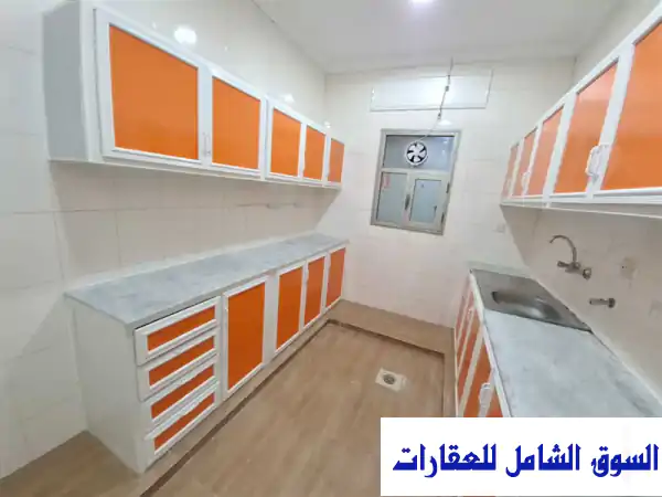 في السلام شقة بروحها طابق ثالث من 4 غرف للإيجار حولي