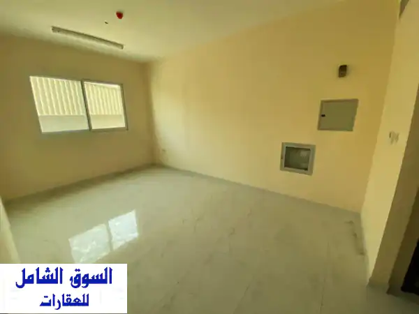 فرصة استثنائية: مكتب جديد (أول ساكن) للإيجار...