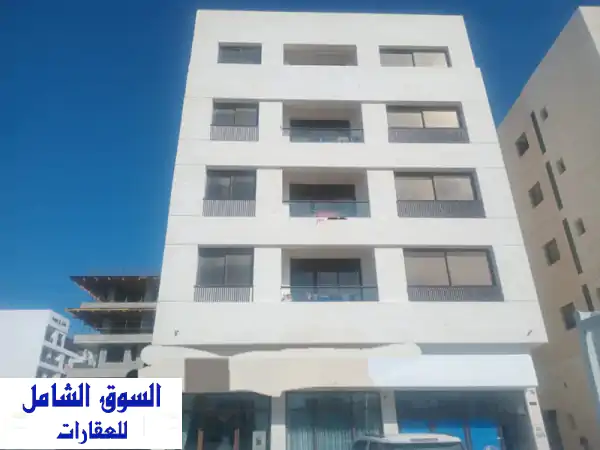 فرصة استثمارية نادرة: بناية حديثة مؤجرة بالكامل...