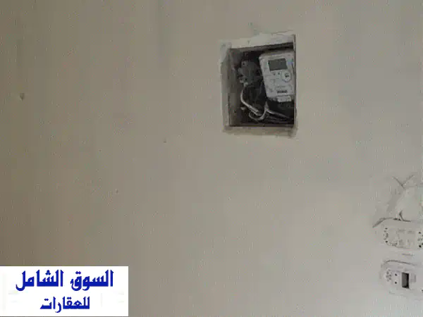 محل تجاري للبيع بحلوان 123م: بجوار المشروع...