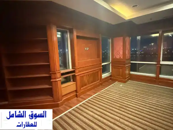 مكتب إداري فاخر للإيجار 350م بالعاصمة: الصالحية،...