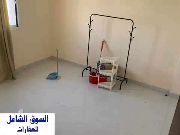 شقة الأحلام للإيجار في الجرف 3 عجمان: غرفة وصالة مريحة | موقع حيوي | 4 دفعات ميسرة!