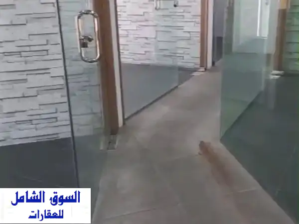 مكتب إيجار مميز بالمرقاب، العاصمة 135م - جاهز بالدور التاسع مع تراخيص!