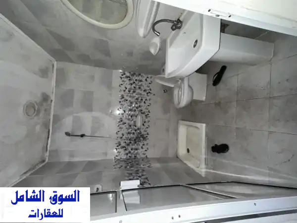 فرصة لا تعوض! بيت للإيجار للعمال في الرفاع الشرقي، البحرين | 3 غرف نوم بـ 200 د.ب فقط!