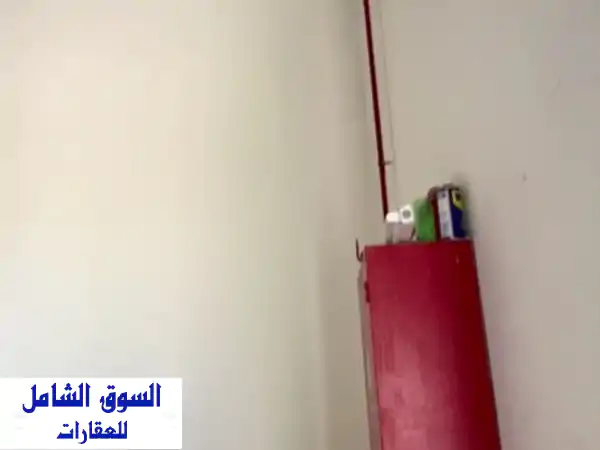 فرصة ذهبية: شبرات ومعرض جديد للإيجار في أم القيوين | مساحات 2000 قدم مربع، كهرباء قوية