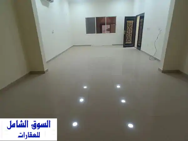 للإيجار فيلا للعائلات في ام العمد مع مكيفات...