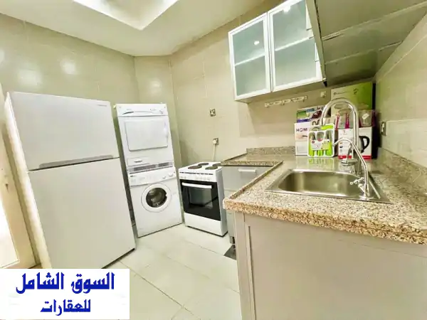 شقق مفروشة فاخرة للإيجار بالمهبولة، الكويت | غرفتي نوم بإطلالة بحرية للمغتربين فقط