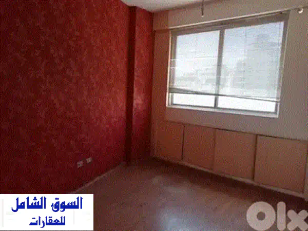 مكتب فاخر للإيجار في الحمرا، بيروت | 100م شارع المقدسي - موقع استراتيجي لنجاح عملك