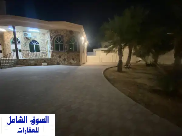 فرصة استثمارية ذهبية: مركز متكامل للإيجار في...