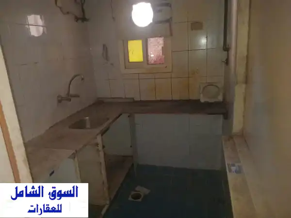 فرصة استثنائية: استوديو سنوي فسيح للإيجار بالبوطينة الشارقة - عائلي، مكيف مركزي، 4 دفعات!