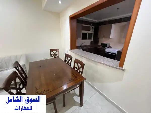 شقة 2BHK مفروشة بالكامل وفسيحة للايجار في فريج بن محمود...