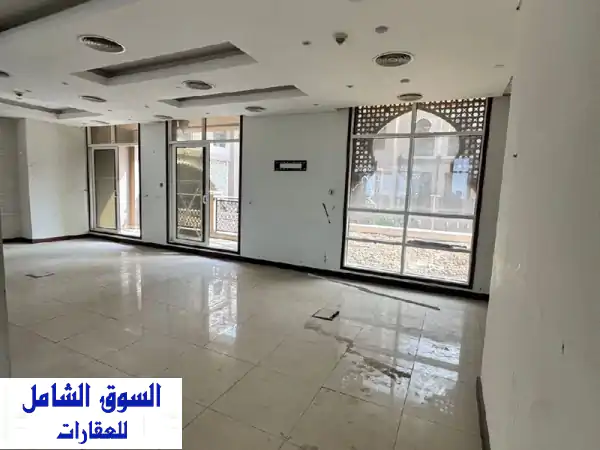 فرصة ذهبية: فيلا تجارية 2 طابق للإيجار...