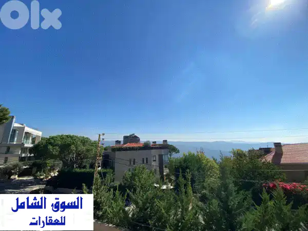 شقة أحلامك للبيع في بعبدا | جديدة 311م² بحديقة...