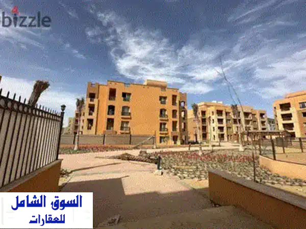 للبيع شقه ب اويست بفيو مميز واقساط ل 10 سنين  استلام قريب للوحدات