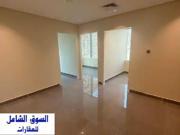 فرصة ذهبية: مكتب إداري راقٍ للإيجار في شرق الكويت - 90م²، موقع استراتيجي قرب الحمراء مول!