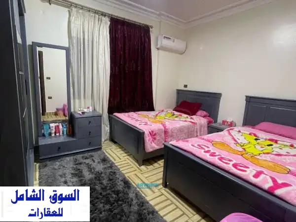 شقة فاخرة للإيجار المفروش بكليوباترا - ثالث نمرة من البحر | 3 غرف، 3 حمامات، مكيفة بالكامل | من المالك مباشرةً