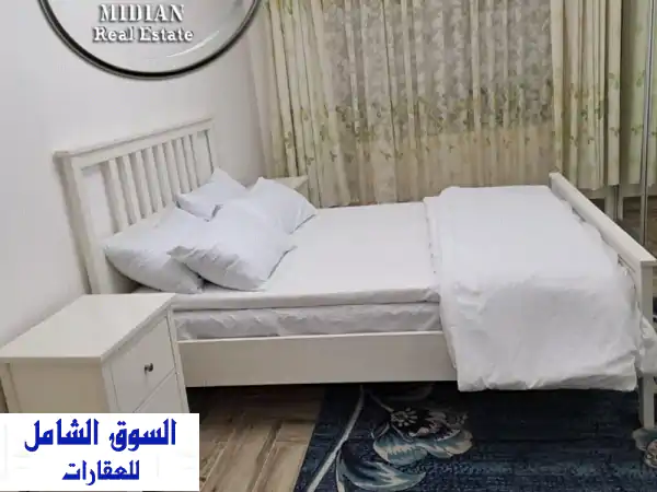 شقة مفروشة للإيجار بالشميساني 180م: فخامة سوبر ديلوكس، إطلالة خلابة وقرب الخدمات! (رقم 7293)