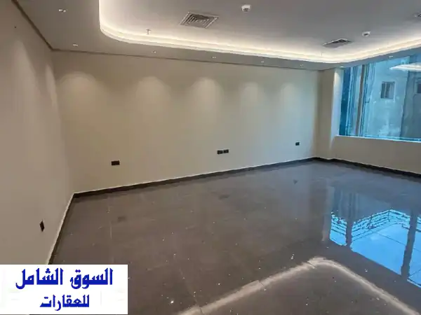 فرصة ذهبية: مكتب إداري راقٍ للإيجار في شرق الكويت...