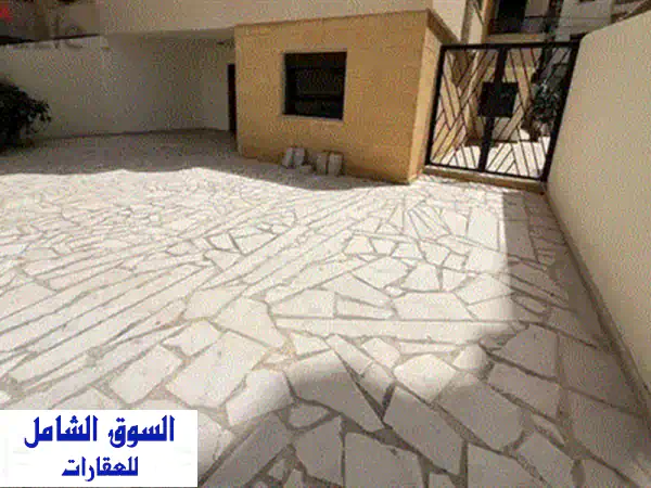 🔥 صفقة استثنائية: شقة فاخرة للبيع 185م في ساحل علما بإطلالة بحرية وجبلية بانورامية مفتوحة | REF: JK09.A.75