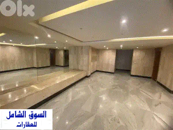 شقة فاخرة للبيع في باستور بيروت - 310 م² بجوار سورصق بموقع حيوي ومميز