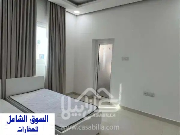 شقة للإيجار توبلي: 3 غرف ماستر (مفروشة) شامل EWA بـ 300 د.ب! سكن عائلي فاخر.