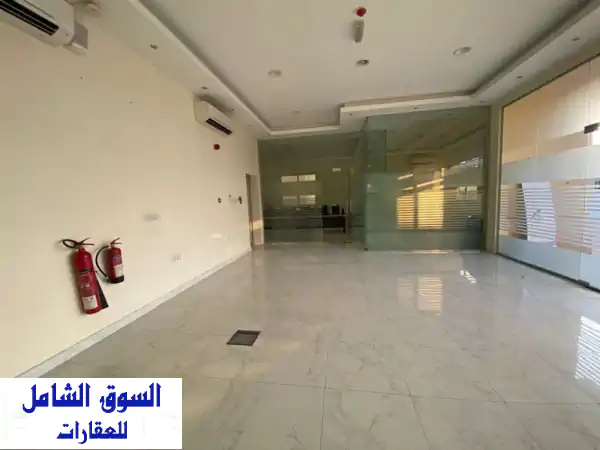 فرصة ذهبية برأس الخيمة: مركز متكامل للايجار (15000 قدم²)...