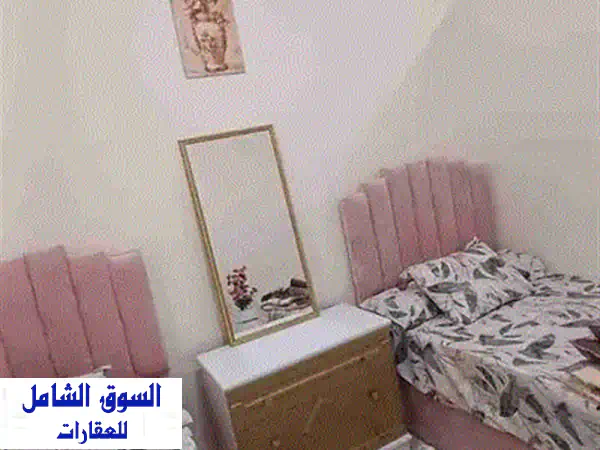 شقة للإيجار التجمع الخامس الياسمين 220م: إداري/سكني فاخر سوبر لوكس قرب بتروسبورت