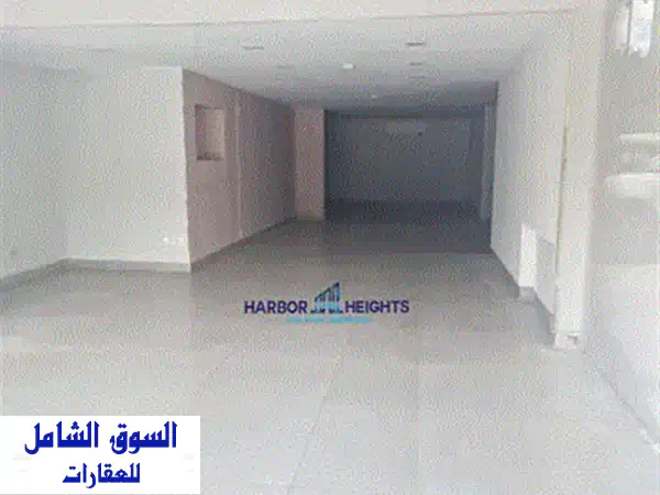 فرصة ذهبية: محل تجاري فخم للإيجار في الحازمية - موقع استراتيجي 150م² مع ميزانين