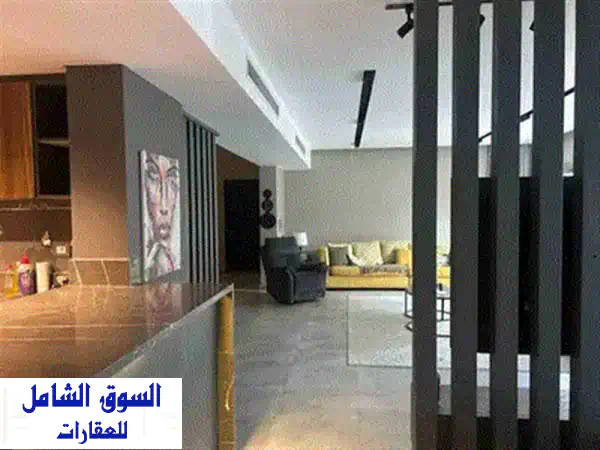 دوبلكس للبيع استلام فوري | 4 غرف بسوديك فيليت جولدن سكوير التجمع الخامس - موقع استثنائي!