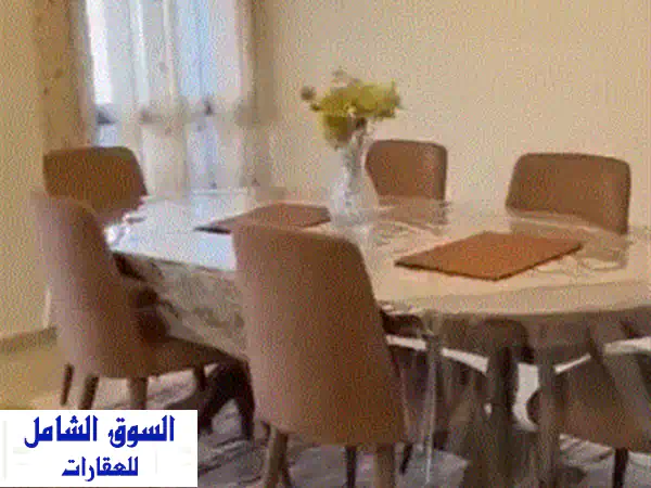 Apartment for sale in Hamra  شقة للبيع في الحمرا