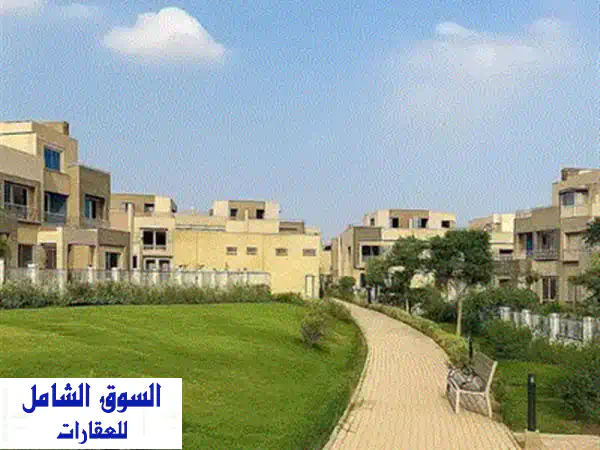 آخر فيلا مستقلة للبيع بالشيخ زايد | تشطيب فندقي، حمام سباحة خاص