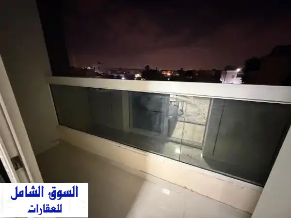 أول ساكن! شقة مفروشة فاخرة (غرفتين وصالة) للإيجار الشهري بالمويهات 2 عجمان | 6000 درهم شامل الفواتير | موقع حيوي قرب دبي والشارقة