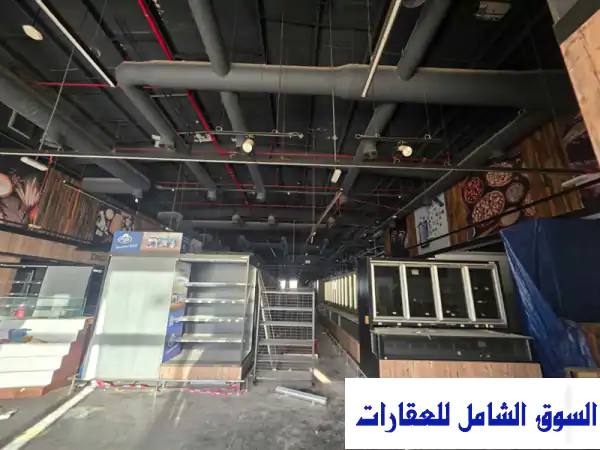 مبنى تجاري فاخر للإيجار 9000م في معيذر الريان |...