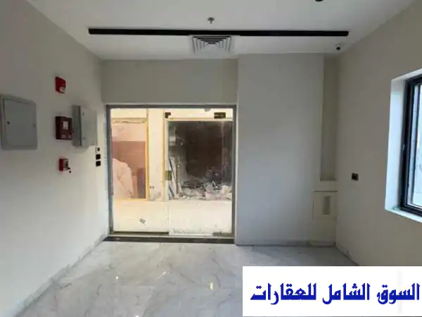 فرصة ذهبية! محل تجاري جديد للإيجار في Rock Gold Mall التجمع الخامس - بجوار كارفور وأمام الأهلي