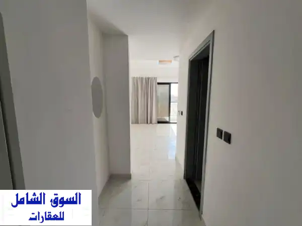 استوديو فاخر للإيجار بالروضة عجمان | أول ساكن، بالكونة وتشطيب جديد | 19000 درهم سنوياً!