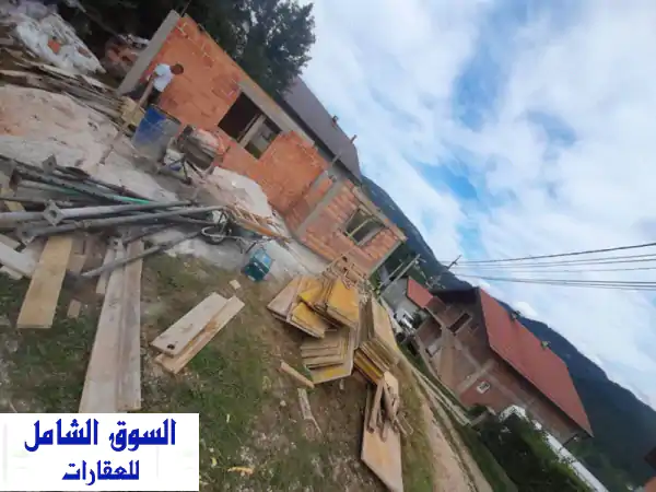 فيلا أحلامك بسراييفو 🇧🇦: طابقين بإطلالة ساحرة وحديقة 721م² – 55,000 دينار! (تشطيب على ذوقك)