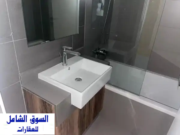 استوديو للبيع بالجادة (نست 9) الشارقة: استثمار ذهبي بعائد 22 ألف درهم صافي!