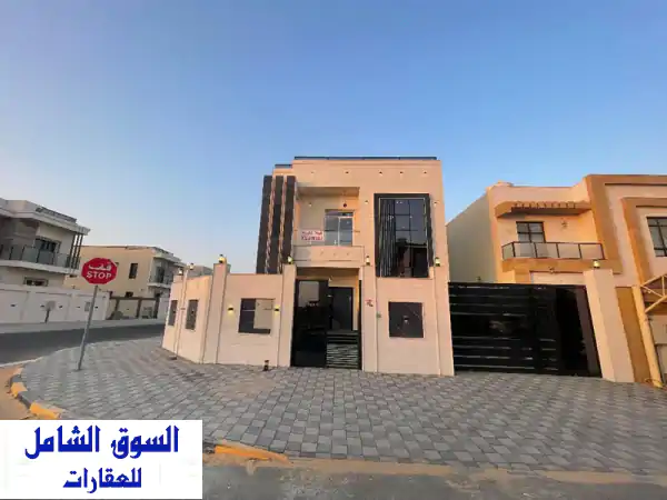 فيلا في الزاهية كورنر 4 غرف نوم ومجلس وصالة ومطبخ...