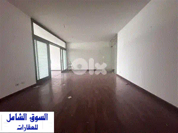 متجر فاخر للإيجار في الحمرا 409 م² - بيروت | موقع استراتيجي ومرونة تصميم لا مثيل لها!