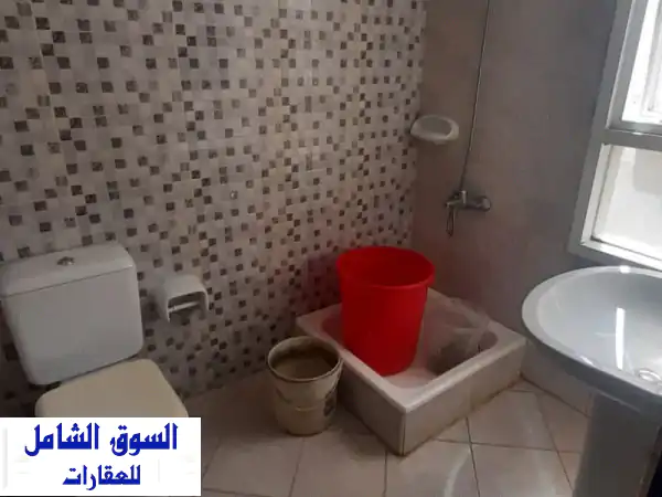 استوديو الأحلام في البوطينة الشارقة: ثاني ساكن، تكييف وغاز مركزي، تسهيلات سداد استثنائية!